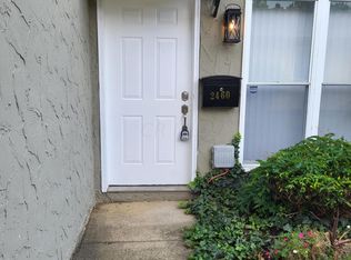2460 Burgandy Ln #F, Columbus, OH 43232