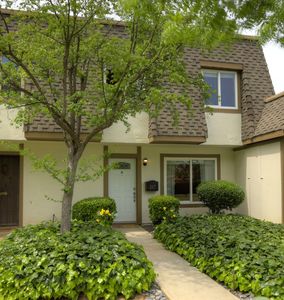 207 Chantilley Ln, San Jose, CA, 95139
