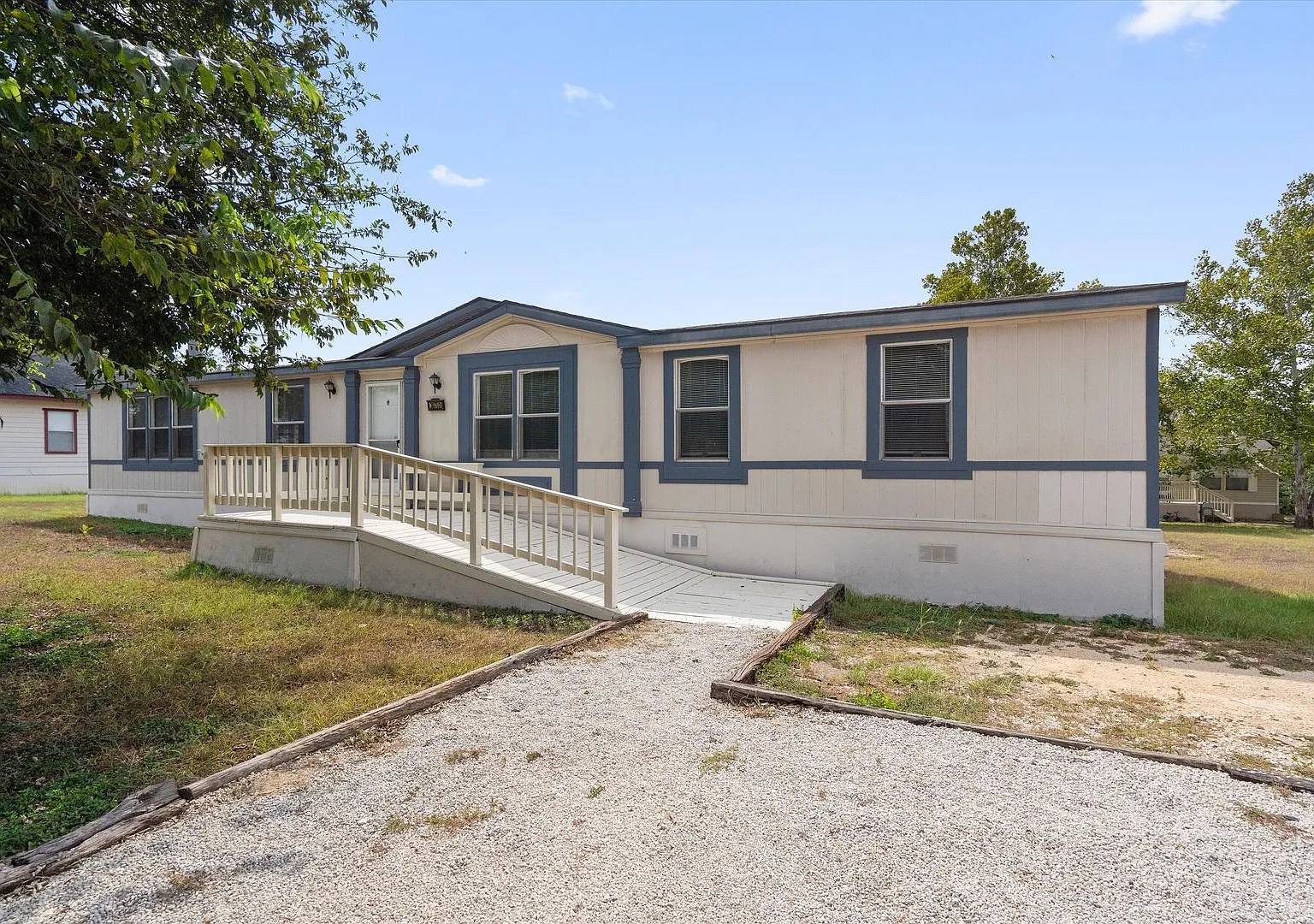 3075 Old Black Colony Rd — Photo 1