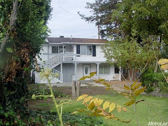 3rd image of 2121 W Bristol Ave