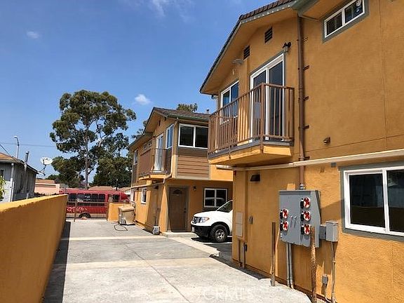 4th image of 3534 W 67th St