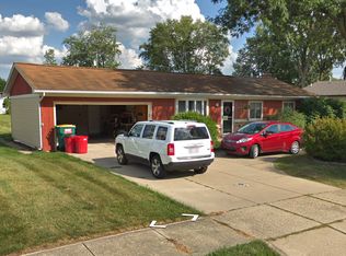 37170 Susan St, Sterling Heights, MI 48310