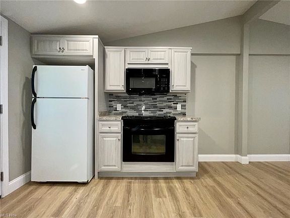 3rd image of 9212 Jordan Dr