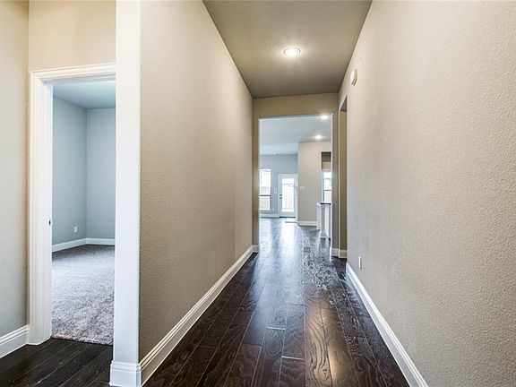 5th image of 1304 Torrent Dr