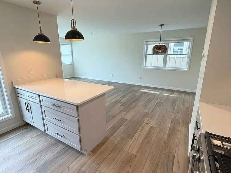 2104 Cottage Hill Cir — Photo 7