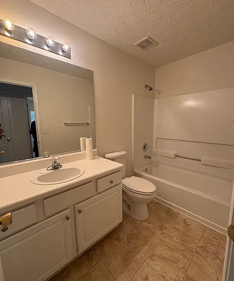 95 Saddlebrook Ct — Photo 5