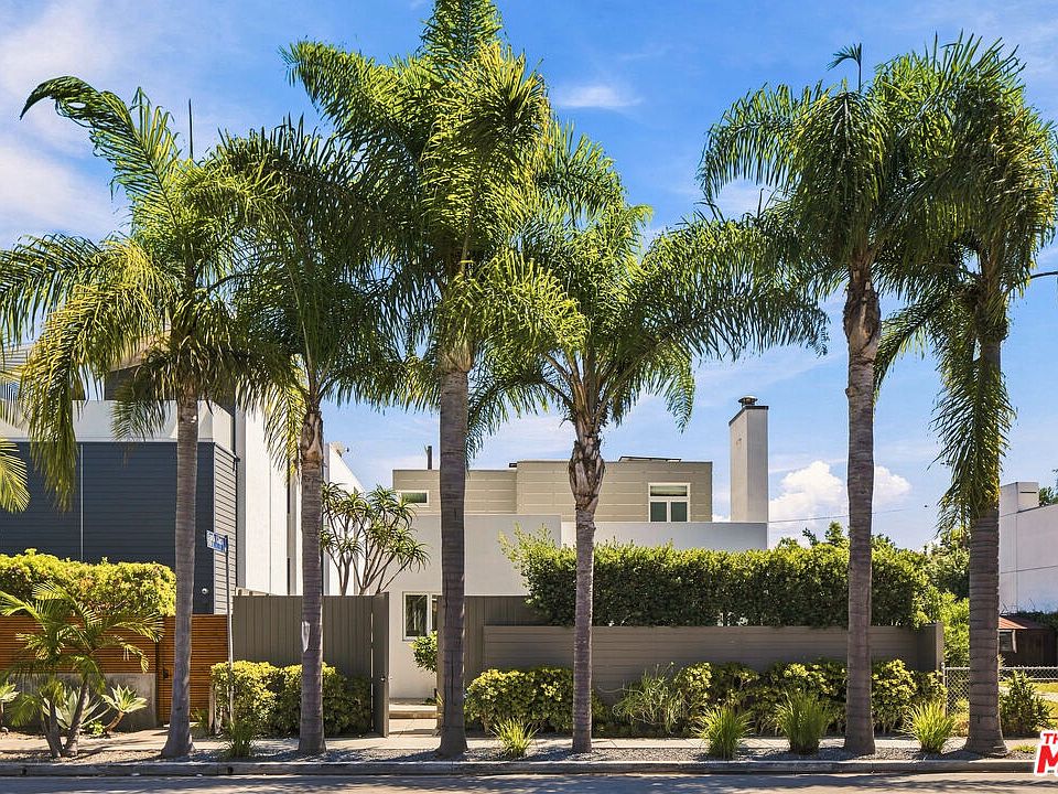 1st image of 722 California Ave