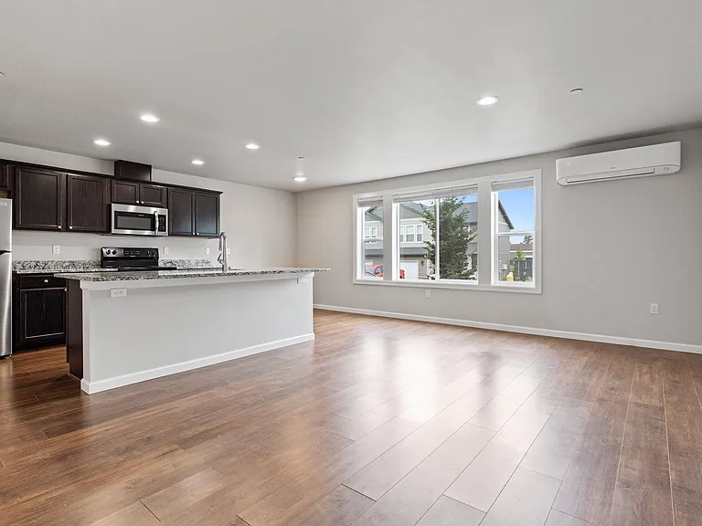 Living/Kitchen/Dining