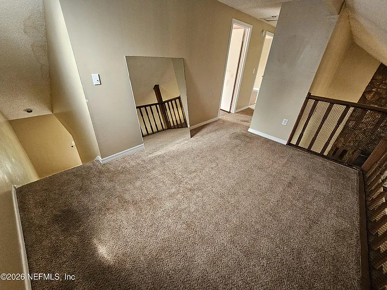 8176 Kilwinning Ln — Photo 12
