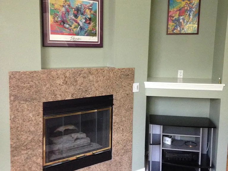 2080 S Josephine St #10 — Photo 3