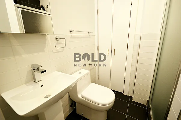 Rented by Bold New York | media 12