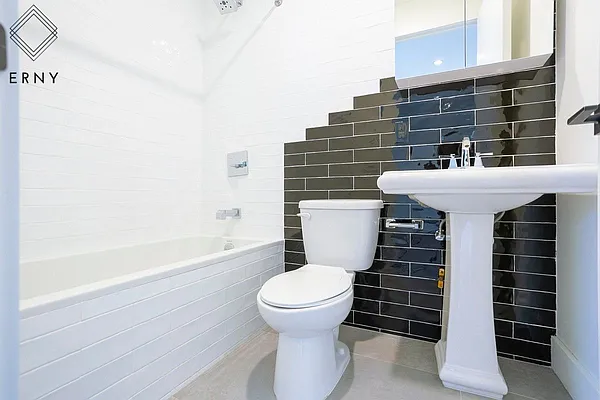 Rented by ERNY LLC | media 19