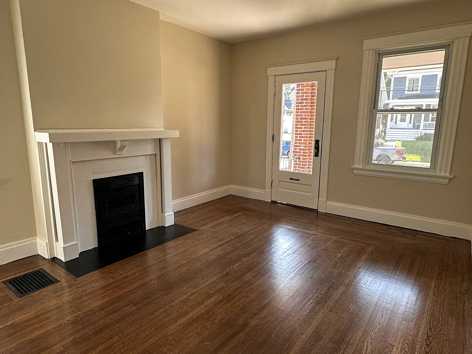 2 bed, $1,800 — Photo 3