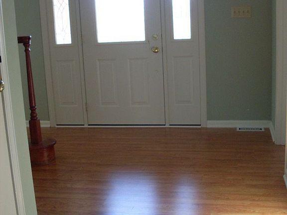 3rd image of 1930 Hardin Ln