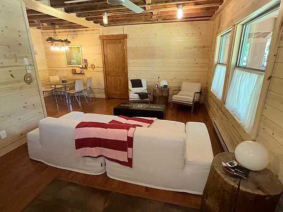 5th image of 212 Forest St #1