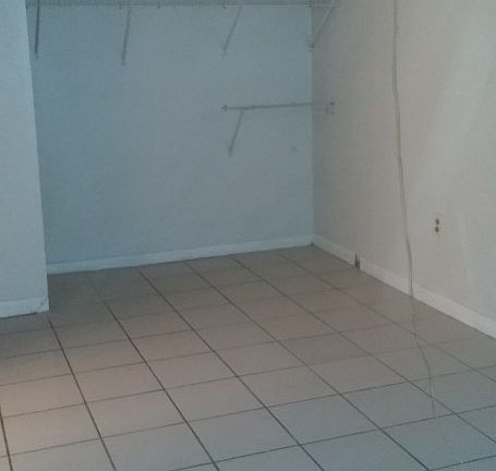 3rd image of 500 N Jefferson Ave APT H3