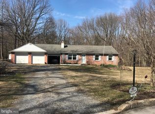 27 Dogwood Dell Dr, Coatesville, PA 19320