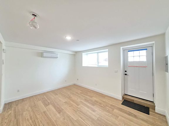 4th image of 14 Dole St #1