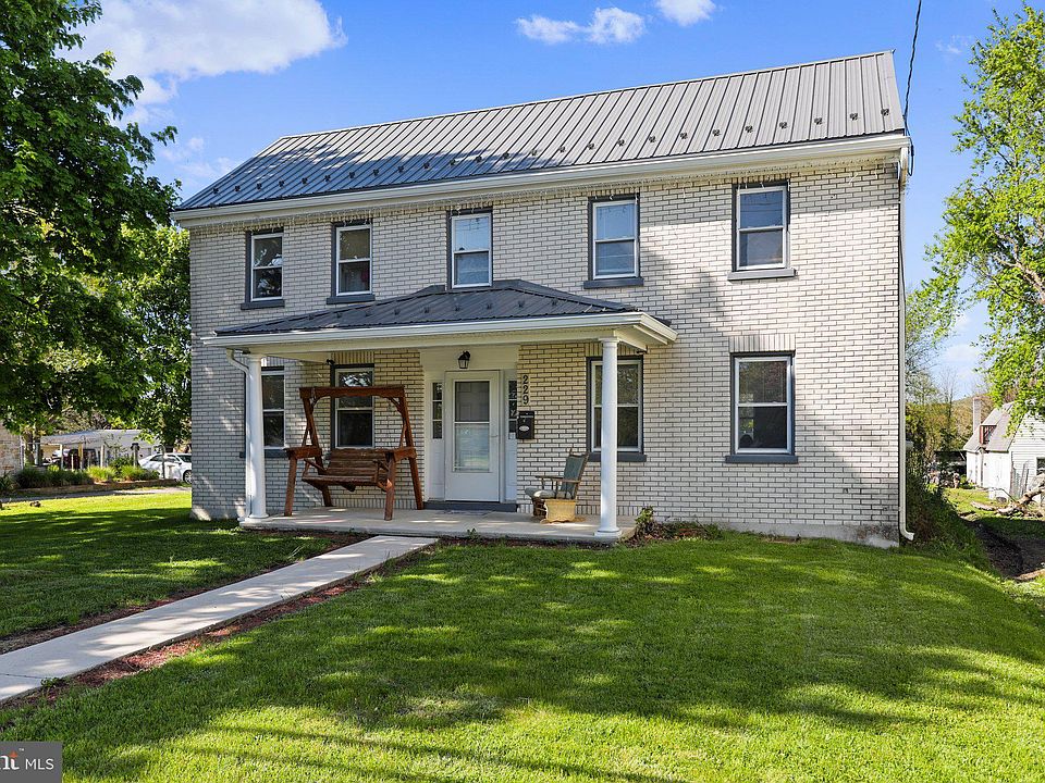229 W Main St, Fayetteville, PA 17222 Zillow
