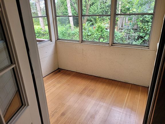 4th image of 436 New Scotland Ave Floor 1