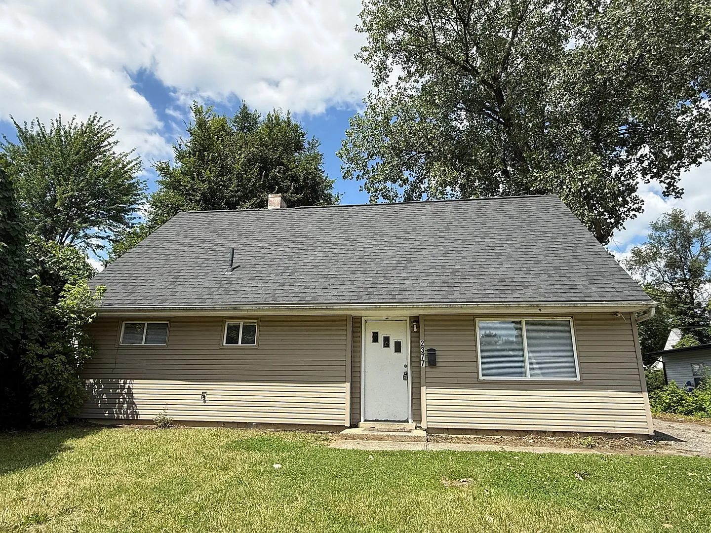 2377_Hanna Dr — Photo 1