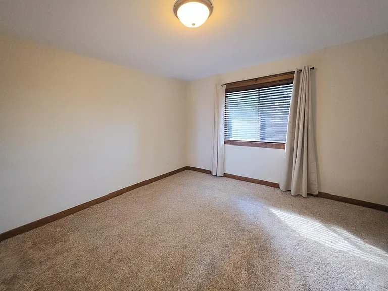 3270 White Oak Ln — Photo 19