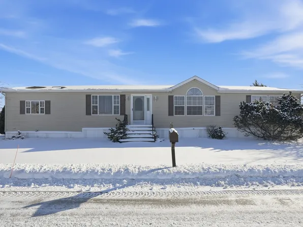 33 Drake Ln, Beecher, IL 60401