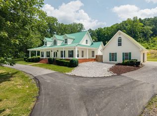 24 Alease Dr, Fayetteville, TN 37334