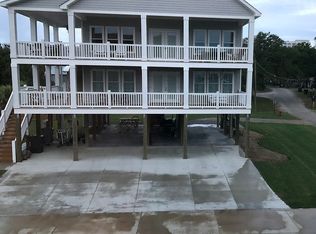 120 Ball Park Rd, Salter Path, NC 28512