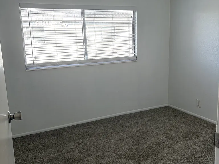 3538 W Parkway Blvd #BOULEVARD3 — Photo 15
