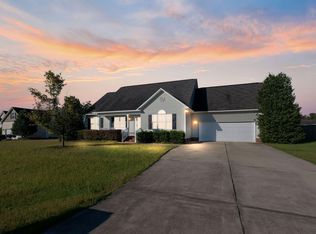 174 Maple Leaf Ct, Cameron, NC 28326