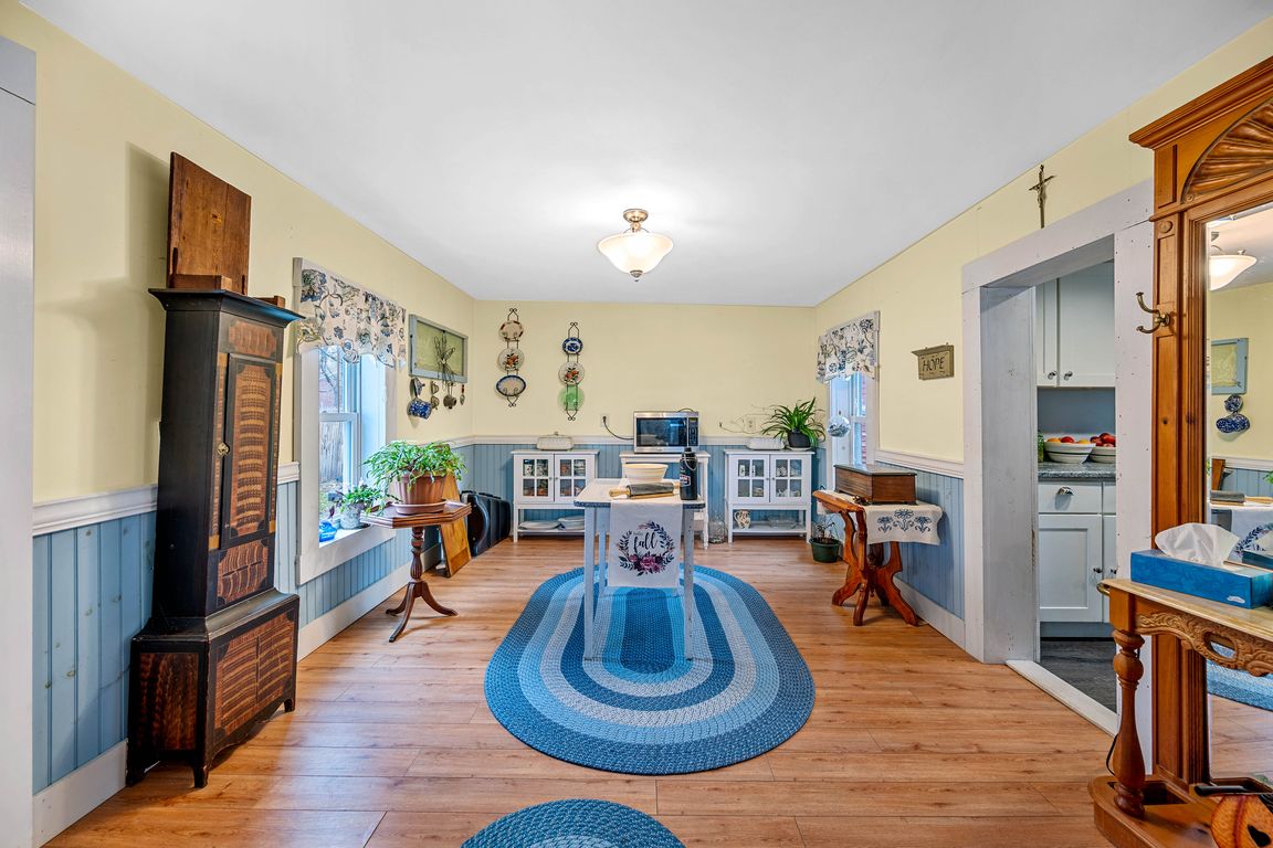 next background image