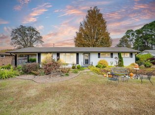 1913 Berry Ave, Florence, AL 35630