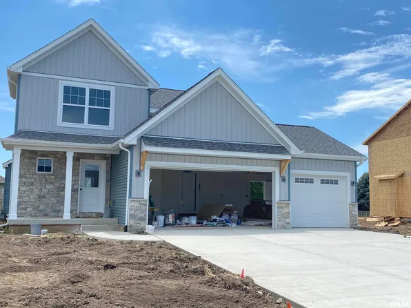 312 Hawks Nest Dr, Chatham, IL 62629