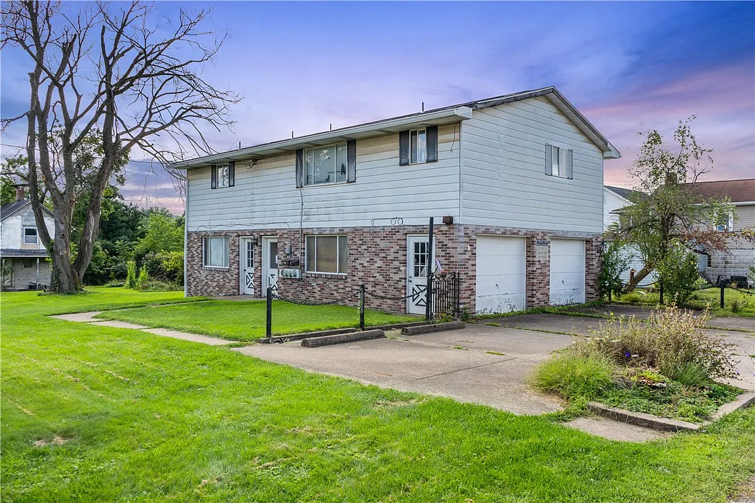 216 Jackson St photo 1
