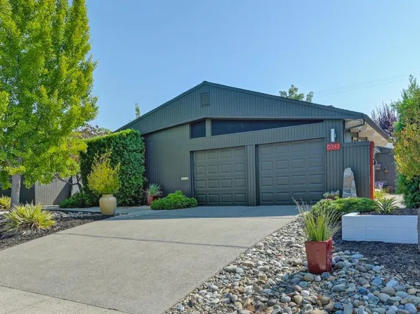 6341 S Land Park Dr, Sacramento, CA 95831