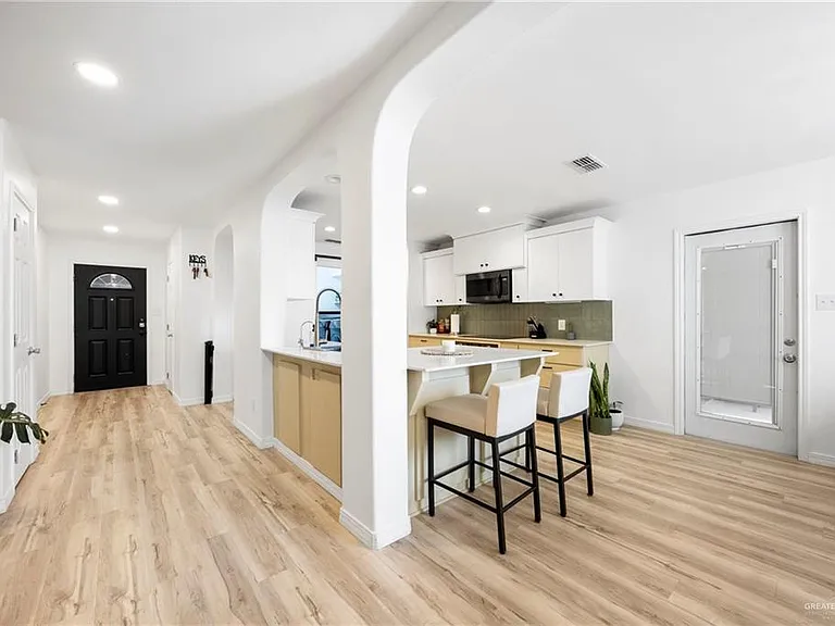 3719 Alvarado St — Photo 7