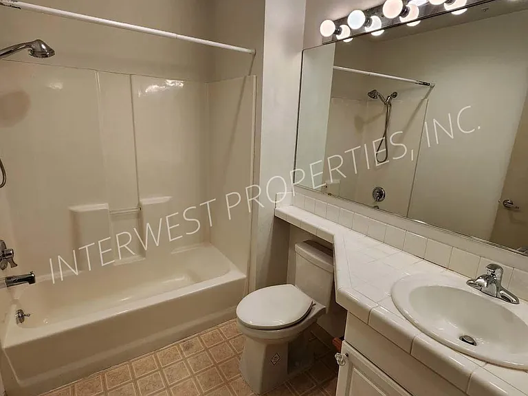 153 N Hayden Bay Dr — Photo 9