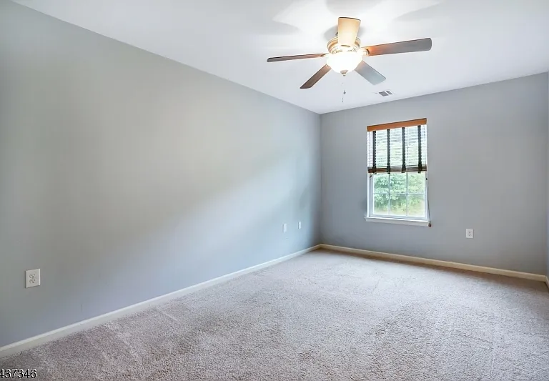 512 Waterview Ct — Photo 17