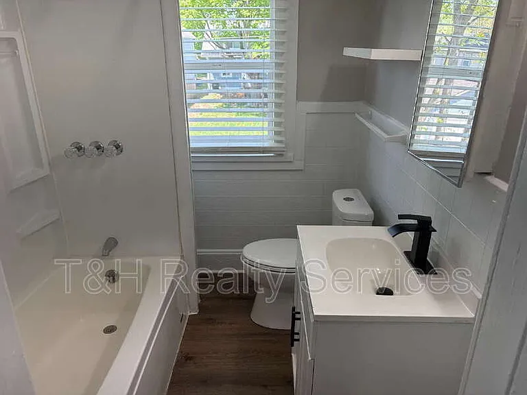 3130 N Park Ave — Photo 21