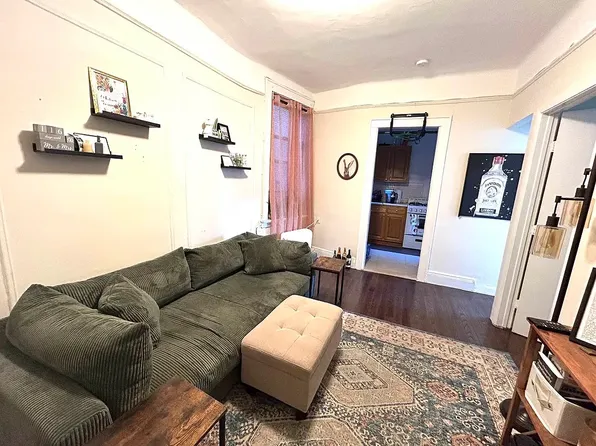 37-01 30th Avenue image 2 of 5