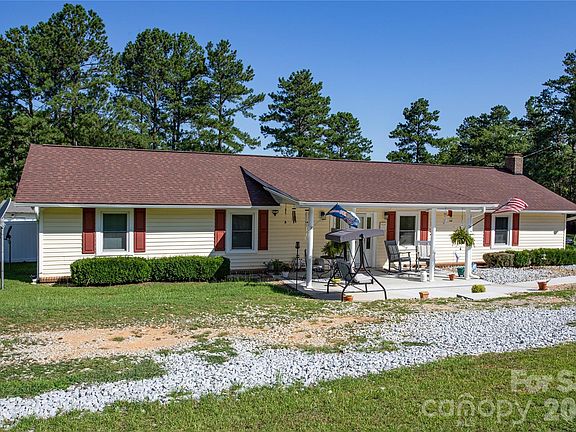 5th image of 4576 State Highway 213
