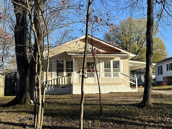2nd image of 1207 Georgia Ave