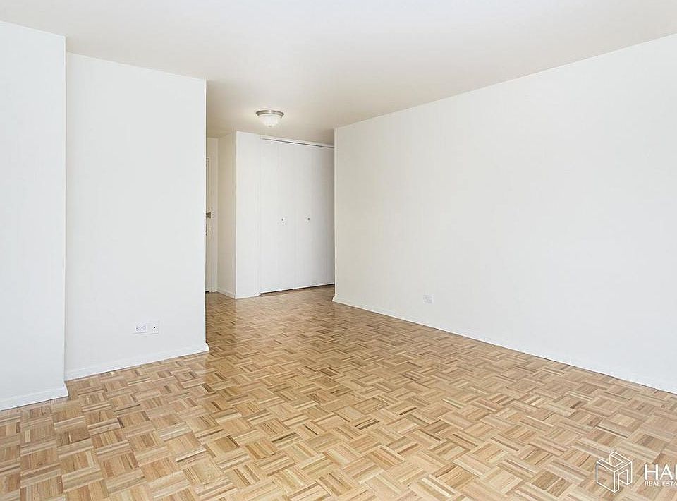 1st image of 1401 York Ave #2J