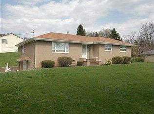 11957 McKee Rd, Irwin, PA 15642