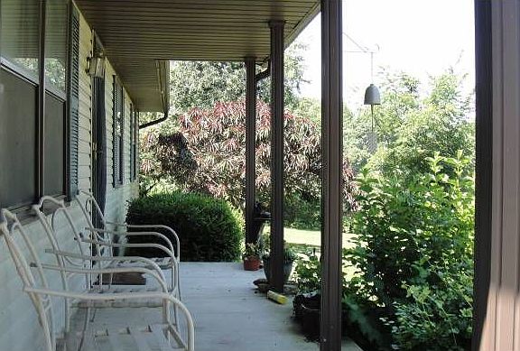 4th image of 6175 State Route 204 NW