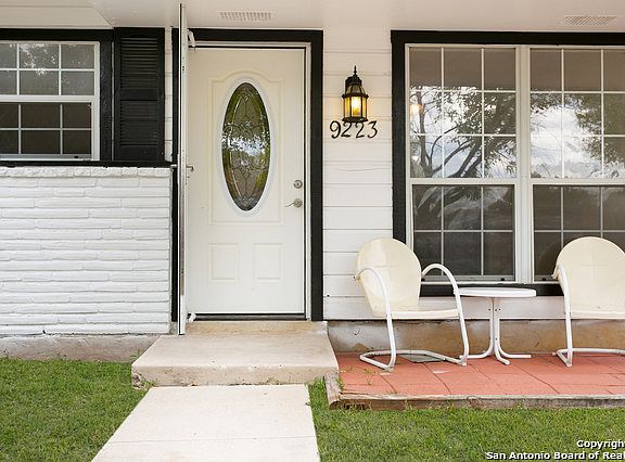 4th image of 9223 Brink Ln