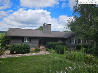 314 Norwood Cir, Blowing Rock, NC 28605