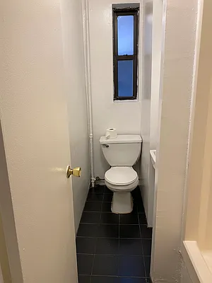 Rented by Landmark Real Estate | media 17