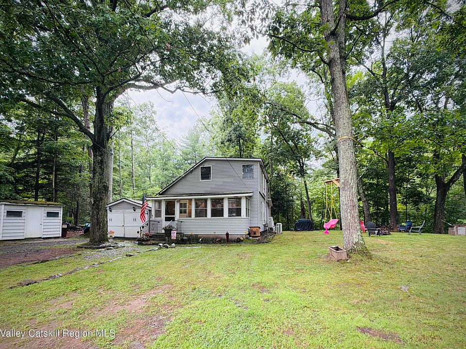 1st image of 157 Bross Street